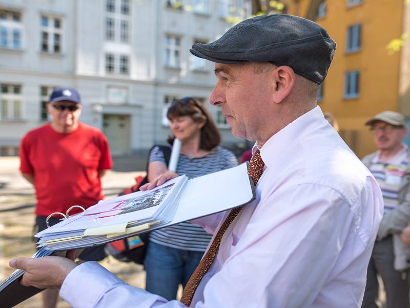 Führung Neukölln Schillerkiez mit Reinhold Steinle