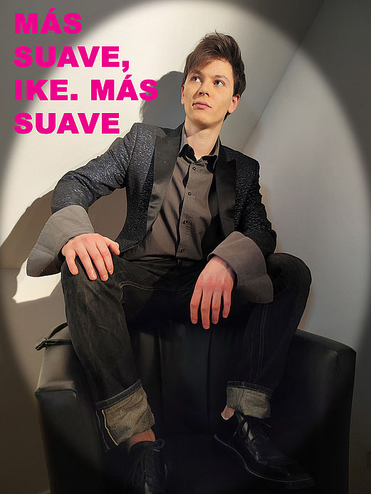 MÁS SUAVE, IKE. MÁS SUAVE - Tragische Komödie über Ballett